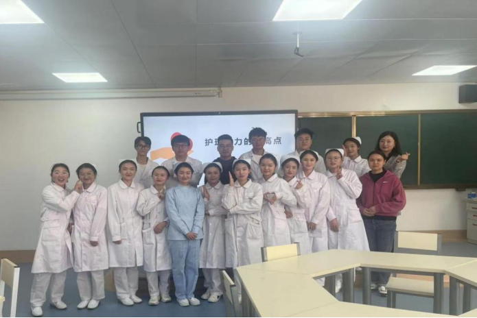 喜报!世界杯官网成功入选“全国学校急救教育试点学校” 第 5 张 喜报!世界杯官网成功入选“全国学校急救教育试点学校” 第 5 张