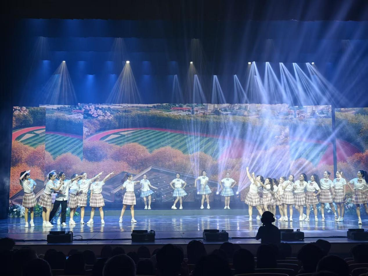 万象映界 艺彩绽放——美加墨世界杯官方网站艺术与传媒学院2026“万象·映界”展演今日绽放,双馆共赏艺术盛宴 第 34 张 万象映界 艺彩绽放——美加墨世界杯官方网站艺术与传媒学院2026“万象·映界”展演今日绽放,双馆共赏艺术盛宴 第 34 张